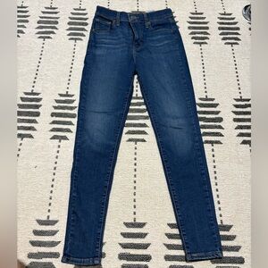Women’s Levi Jeans